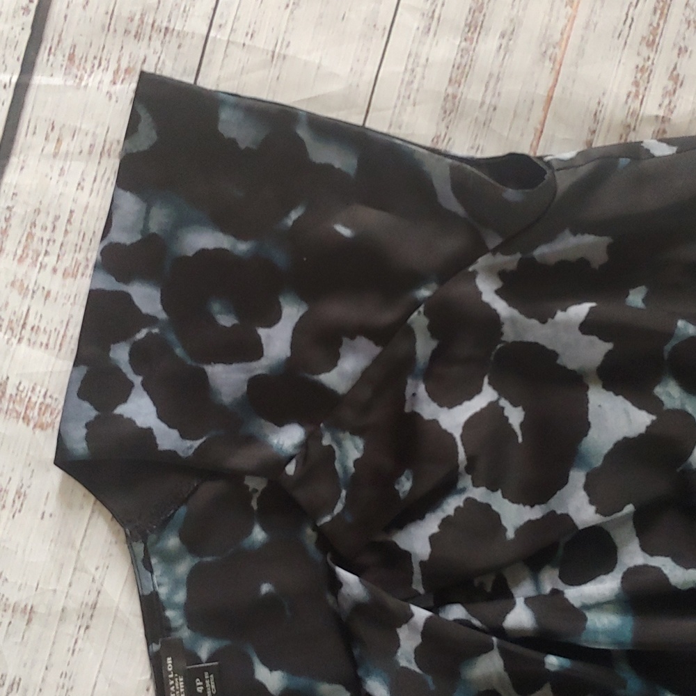 ANN TAYLOR ABSTRACT ANIMAL PRINT TOP - Picture 3 of 8